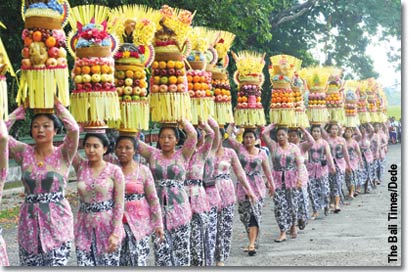 the-bali-times-procession.jpg