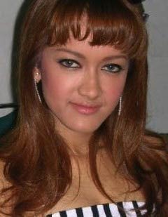 JULIA-PEREZ-Condom-Ambassad